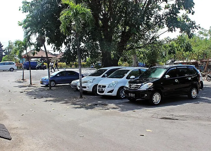 Mirah Hostel