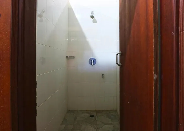 Hostel Mirah *