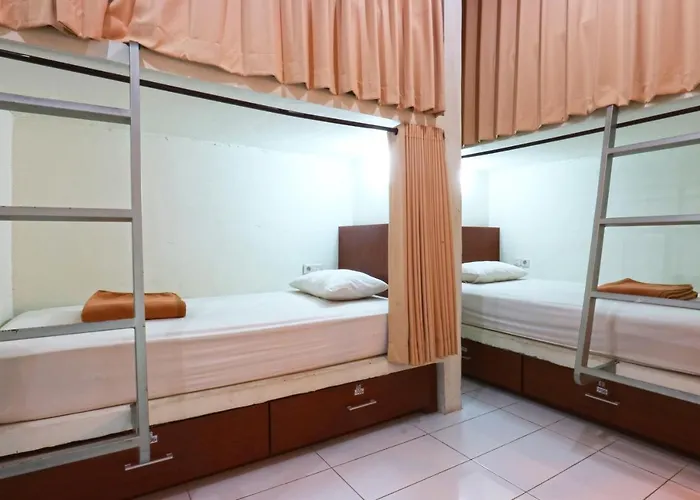 Mirah Hostel